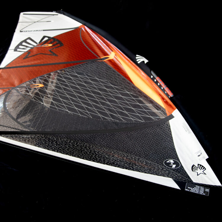 Ezzy Sails Taka 2026