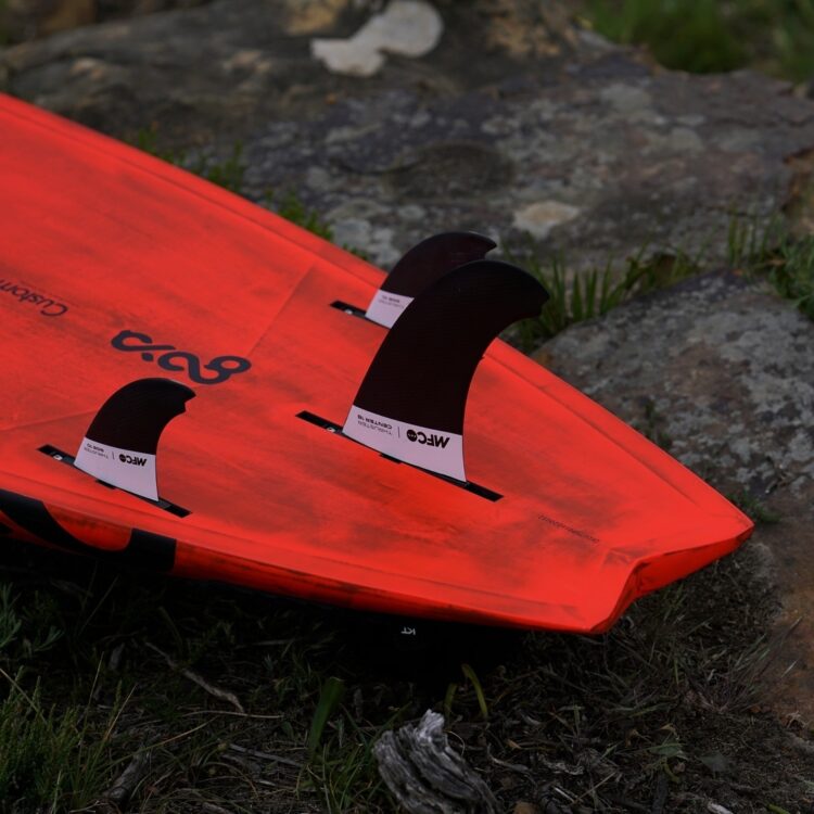 Goya Custom Thruster 5